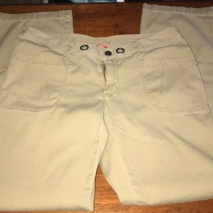 Women’s Northface Khaki pants
